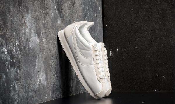 Nike Wmns Classic Cortez Nylon Ivory/ Ivory-Light Bone