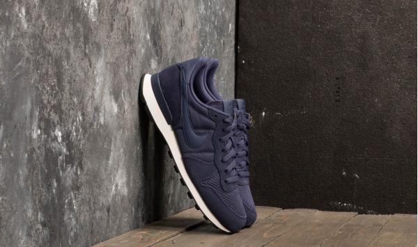 Nike Internationalist SE Neutral Indigo/ Neutral Indigo