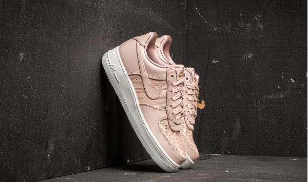 Nike Wmns Air Force 1 '07 LX Particle Beige/ Particle Beige