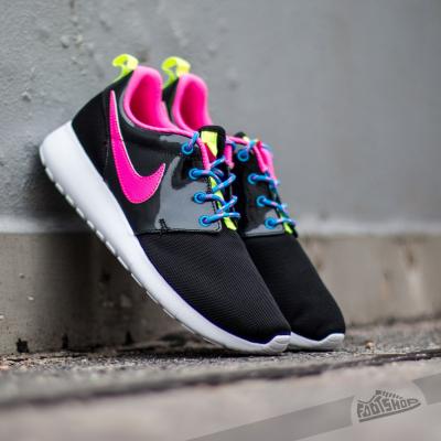 Nike Roshe One GS Black/Pink Pow-Vivid Pink