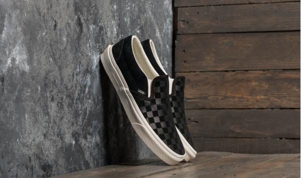 Vans Classic Slip-On (Checker Emboss) Black/ Marshmallow