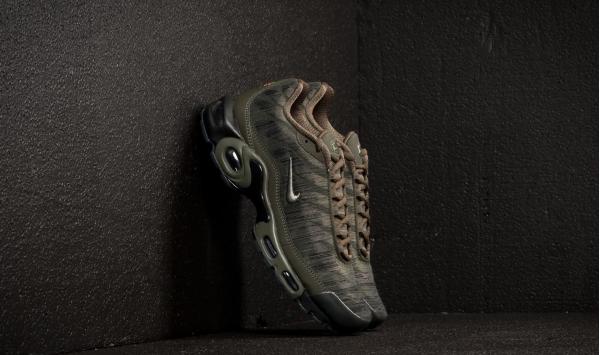 Nike Air Max Plus JCRD Cargo Khaki/ Dark Stucco-Black