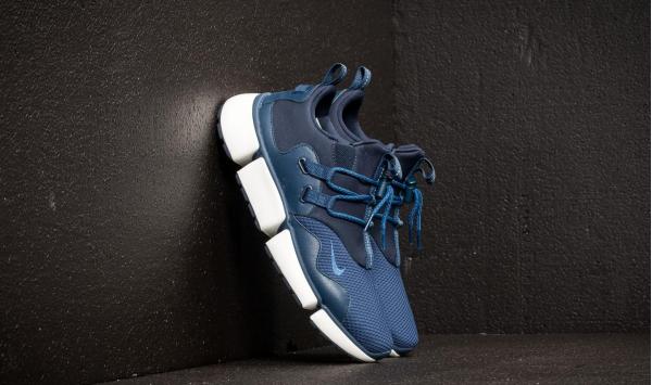 Nike Pocketknife DM Obsidian/ Gym Blue-Navy-Sail
