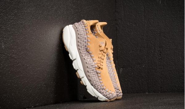 Nike Wmns Air Footscape Woven Elemental Gold/ Sepia Stone