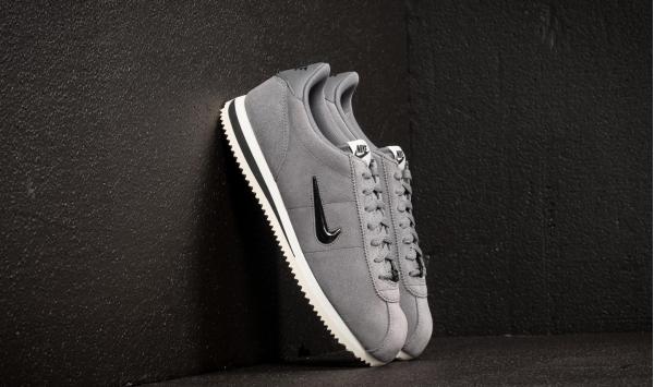 Nike Cortez Basic SE Gunsmoke/ Black-Sail