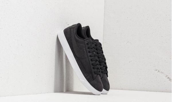 Nike Blazer Low LX W Black/ Black-White