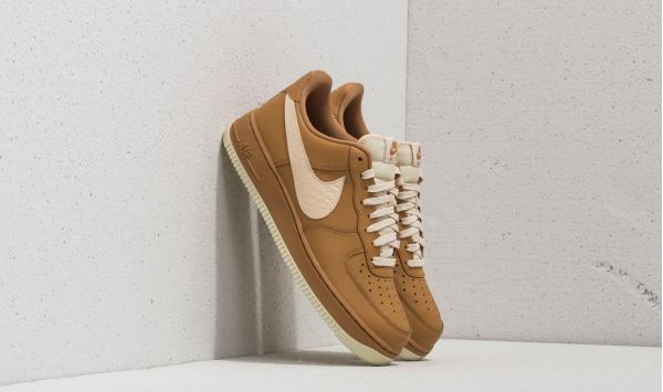 Nike Air Force 1 '07 LV8 Elemental Gold/ Light Cream