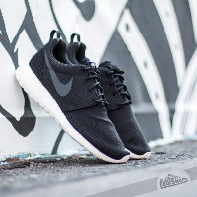 Nike Roshe One Black/ Anthracite-Sail