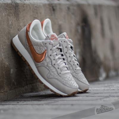 Nike W Air Pegasus ´83 Premium Quilted String/ Metallic Red Bronze-Sail-Gum Medium Brown
