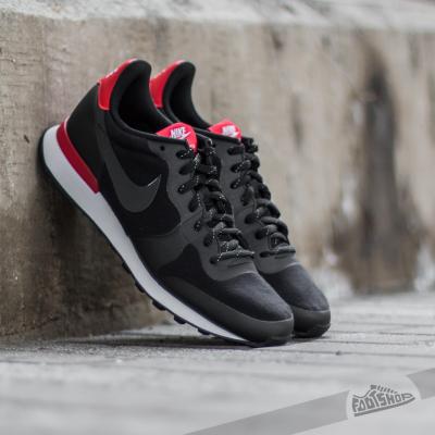 W Nike Internationalist TP Black/ Black-Chilling Red-White