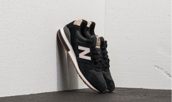 New Balance 996 Black/ Moonbeam