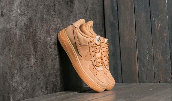 Nike Air Force 1 Winter Premium GS Flax/ Flax-Outdoor Green