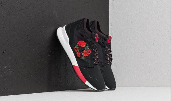 le coq sportif Omicron Embroidery Black/ Tango Red