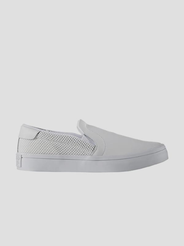 Boty adidas Originals COURTVANTAGE SLIP ON W Bílá