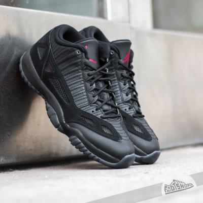 Air Jordan 11 Retro Low Black/ True Red