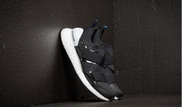 adidas x Stella McCartney Ultraboost X Core Black/ Night Grey/ Collegiate Navy