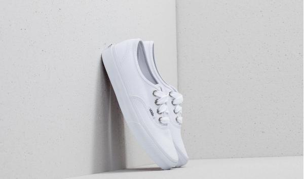 Vans Authentic (Oversized Lace) True White