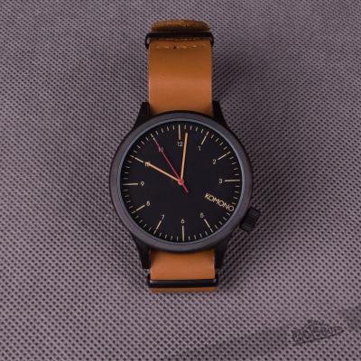 Komono Magnus Black Cognac