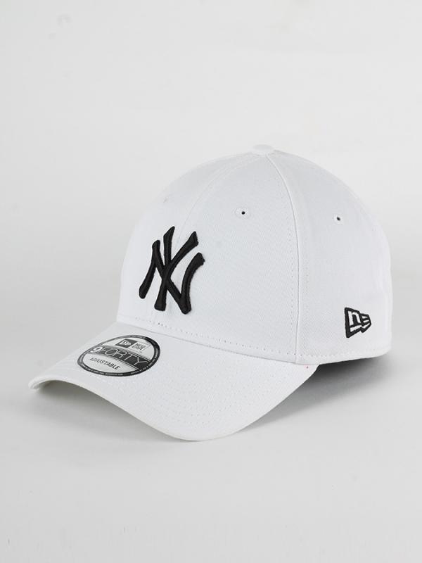 Kšiltovka New Era 940 LEAG BASIC NEYYAN Bílá