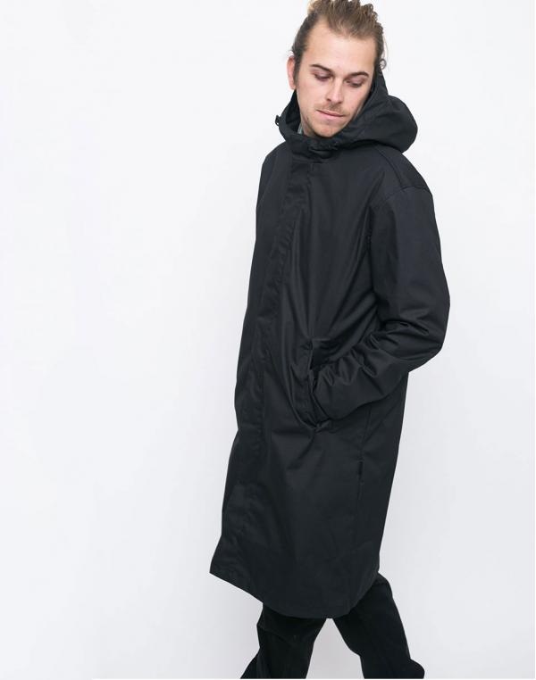 Makia LATITUDE Black L