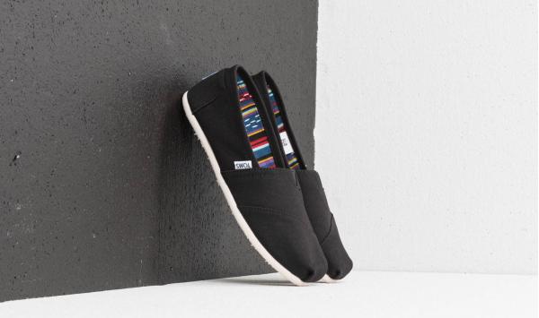 TOMS Wmn Classic Black Canvas