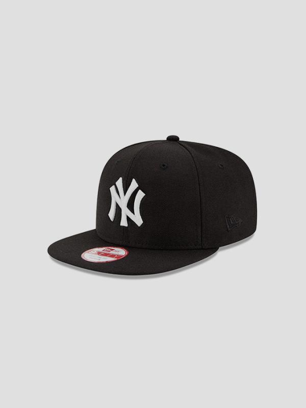 Kšiltovka New Era 950 MLB NEYYAN Černá