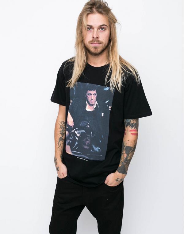 Dedicated Stockholm Trust BLACK L