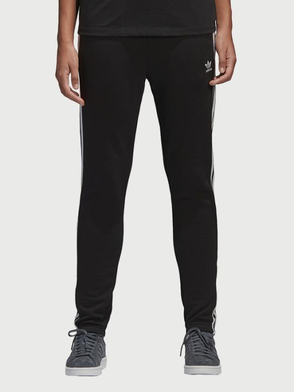 Tepláky adidas Originals Regular Tp Cuf Černá