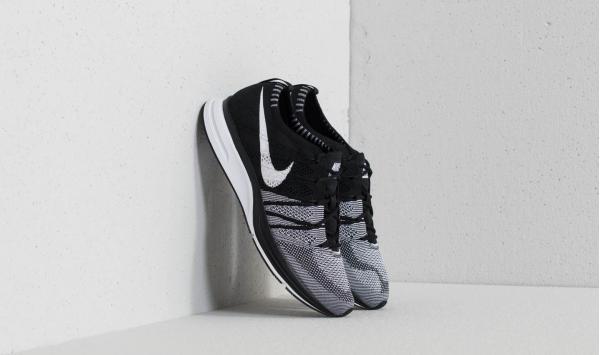 Nike Flyknit Trainer Black/ White/ White