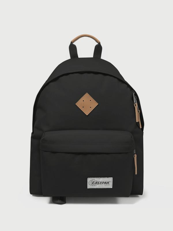 Batoh Eastpak Padded Pak'r Into Black Černá