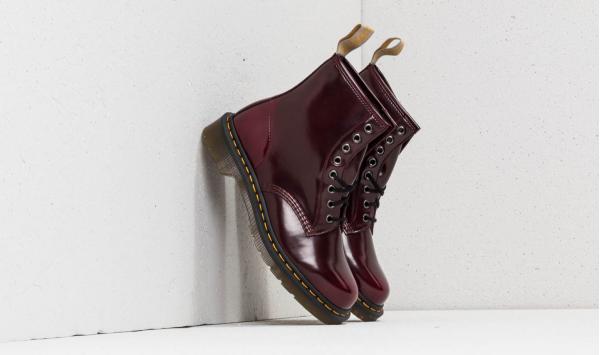 Dr. Martens 1460 Cambridge Brush Cherry Red