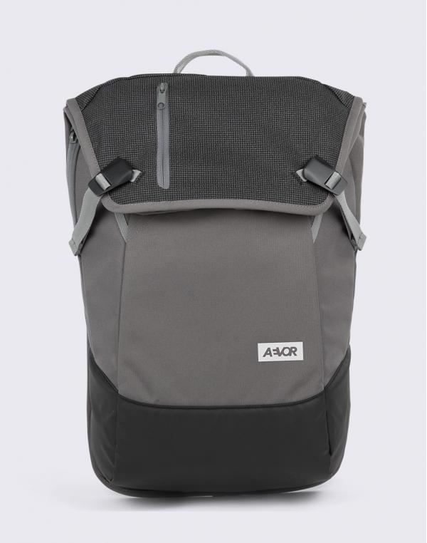 Aevor Daypack Safari Reflect Black