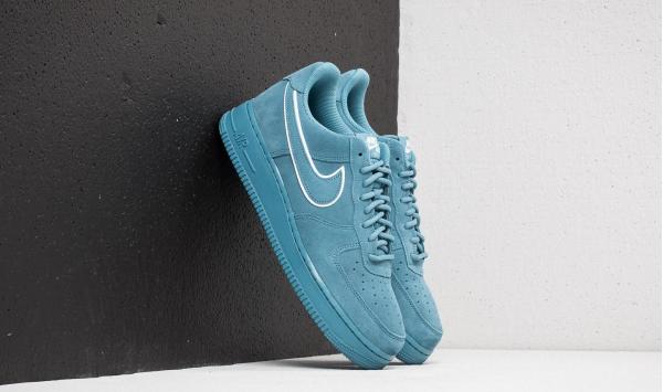 Nike Air Force 1 ´07 LV8 Suede Noise Aqua/ Noise Aqua