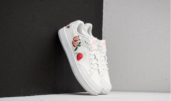 Nike Grandstand II Pinnacle Sail/ Sail-White-Storm Pink