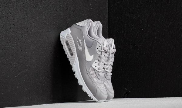 Nike Wmns Air Max 90 SE Atmosphere Grey/ White