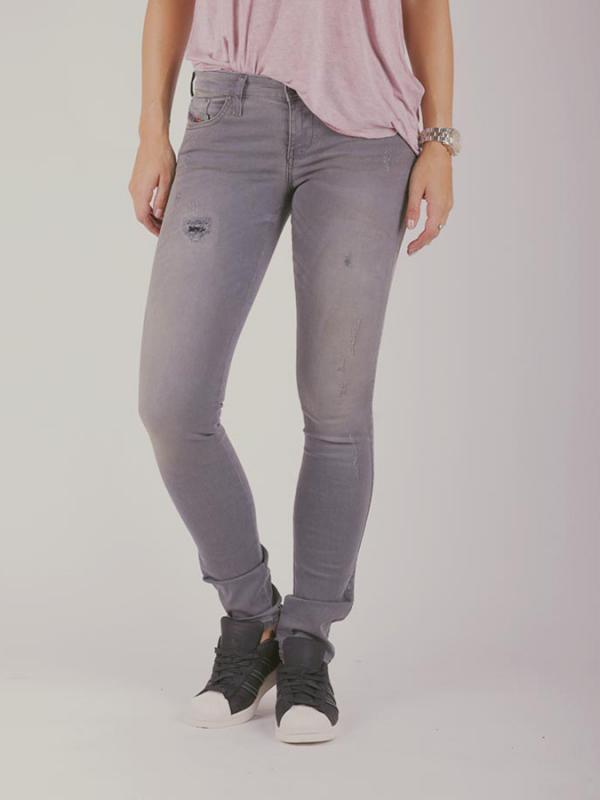 Džíny Diesel SKINZEE-LOW L.32 PANTALONI Modrá