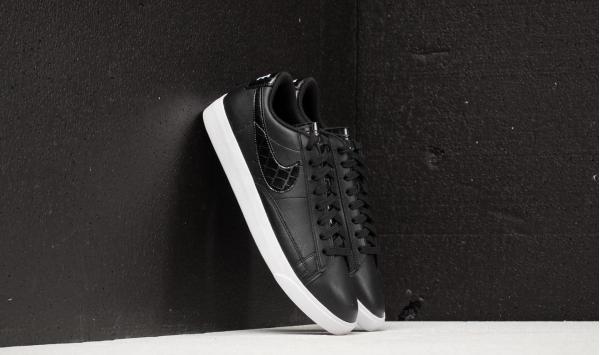 Nike Wmns Blazer Low Essential Black/ Black-Black