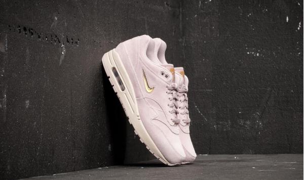 Nike Air Max 1 Premium SC Particle Rose/ Metallic Gold