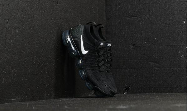 Nike W Air Vapormax Flyknit 2 Black/ White/ Dark Grey