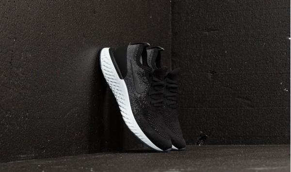 Wmns Nike Epic React Flyknit Black/ Black-Dark Grey