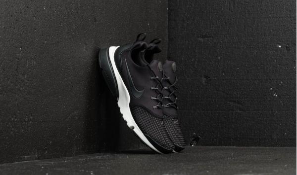 Nike Presto Fly SE Black/ Black-Dark Grey-Sail