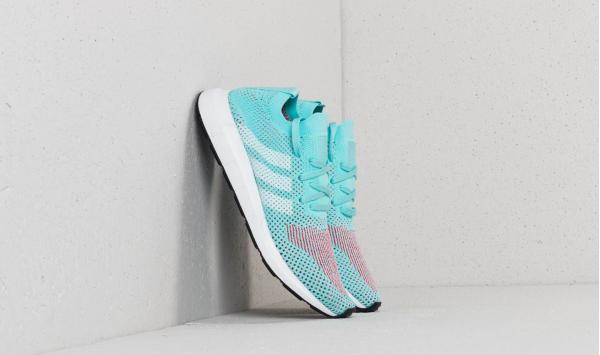 adidas Swift Run Primeknit W Clear Aqua/ Ftw White/ Core Black