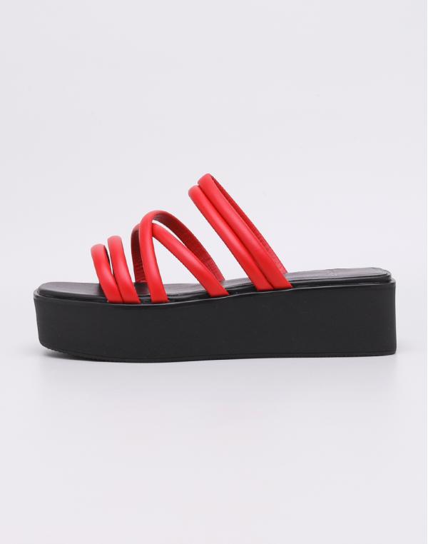 Vagabond Bonnie Red 40