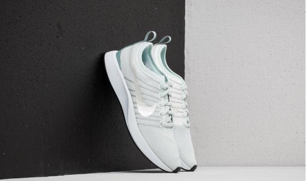 Nike Wmns Dualtone Racer Barely Grey/ Sail-Light Pumice