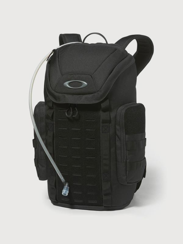 Batoh Oakley Link Pack Miltac Černá