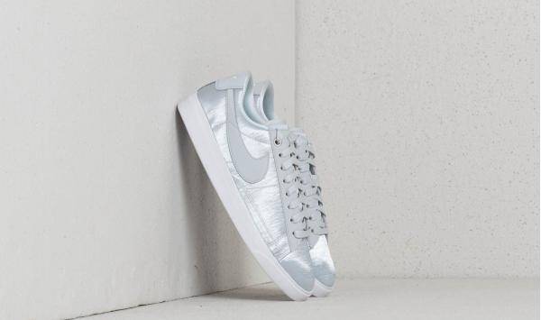 Nike Blazer Low SE W Pure Platinum/ Pure Platinum