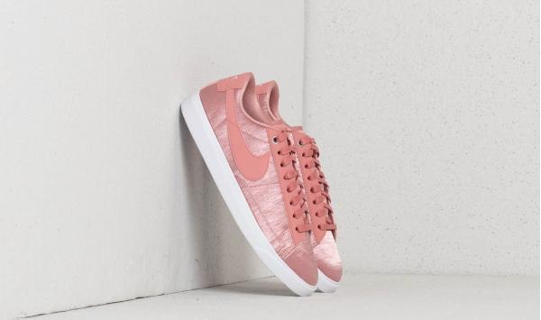 Nike W Blazer Low SE Rust Pink/ Rust Pink-White