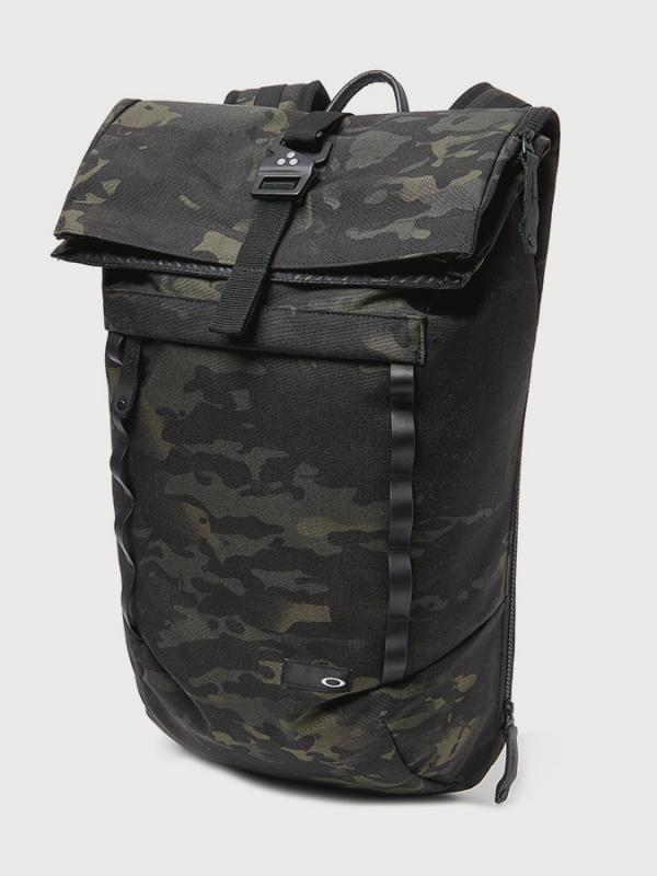 Batoh Oakley Voyage 23L Roll Top Mc Černá