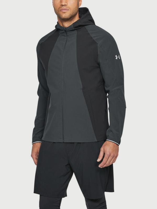 Bunda Under Armour Outrun The Storm Jacket Černá