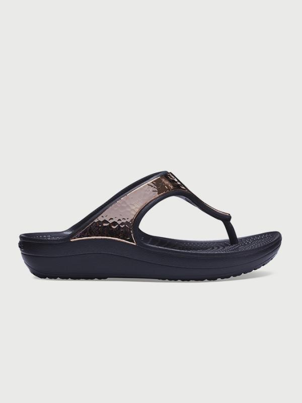 Žabky Crocs Sloane Hammered Met Flip Černá